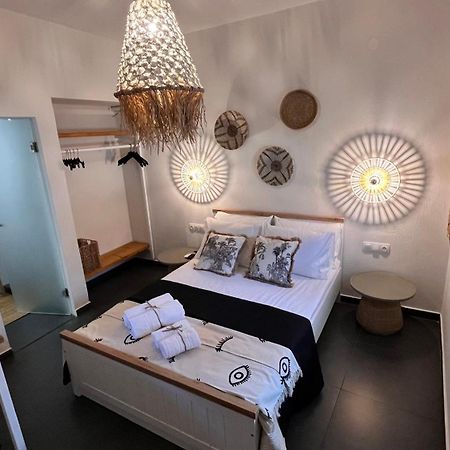 Le Sirene Apartments Skiathos Town Exterior photo